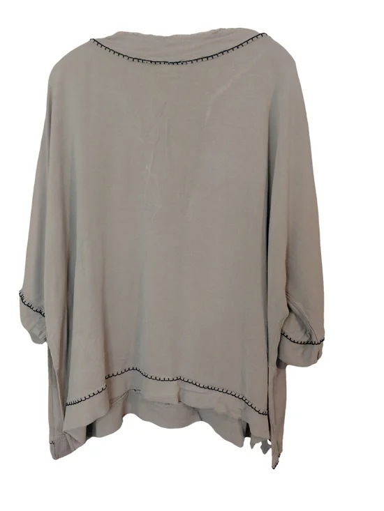 Umgee Boho Embroidered Gray Black Tunic Top Tassel Tie Raw Edge Oversized Medium - Picture 3 of 6